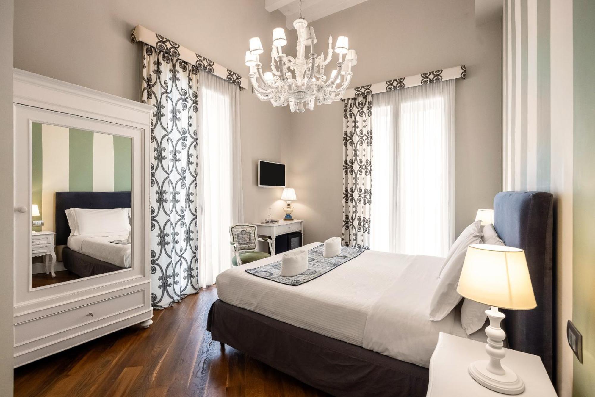 לינה וארוחת בוקר פלרמו Dimora Bellini - Residenza D'Epoca מראה חיצוני תמונה